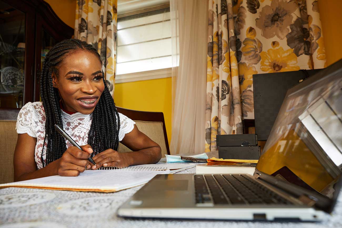 Dee participates in one of the many videoconference sessions that defined her student experience after the pandemic forced Millersville to close its campus in March.