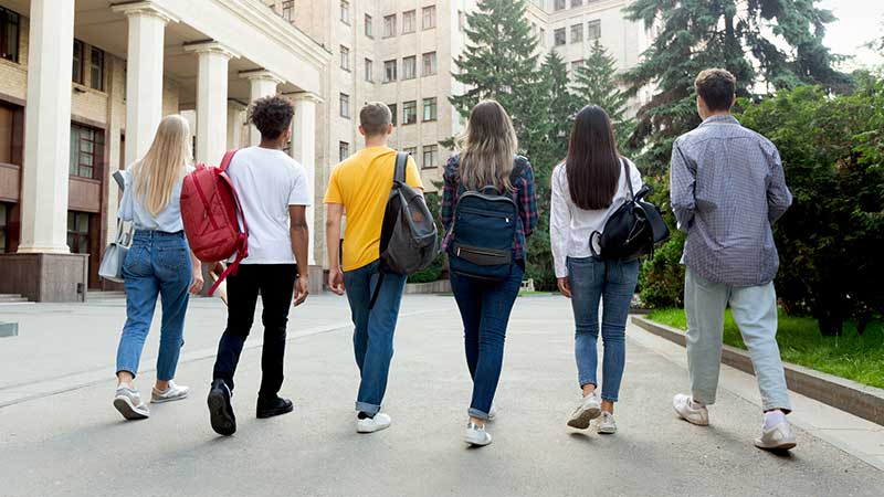 https://www.luminafoundation.org/wp-content/uploads/2022/04/students-walking-on-campus.jpg